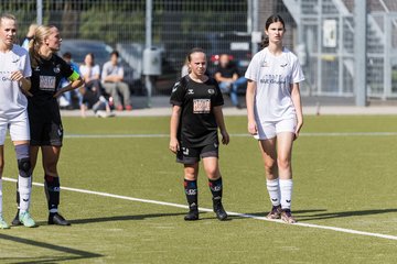 Bild 179 - wBJ Alstertal-Langenhorn - SV Henstedt-Ulzburg : Ergebnis: 4:1